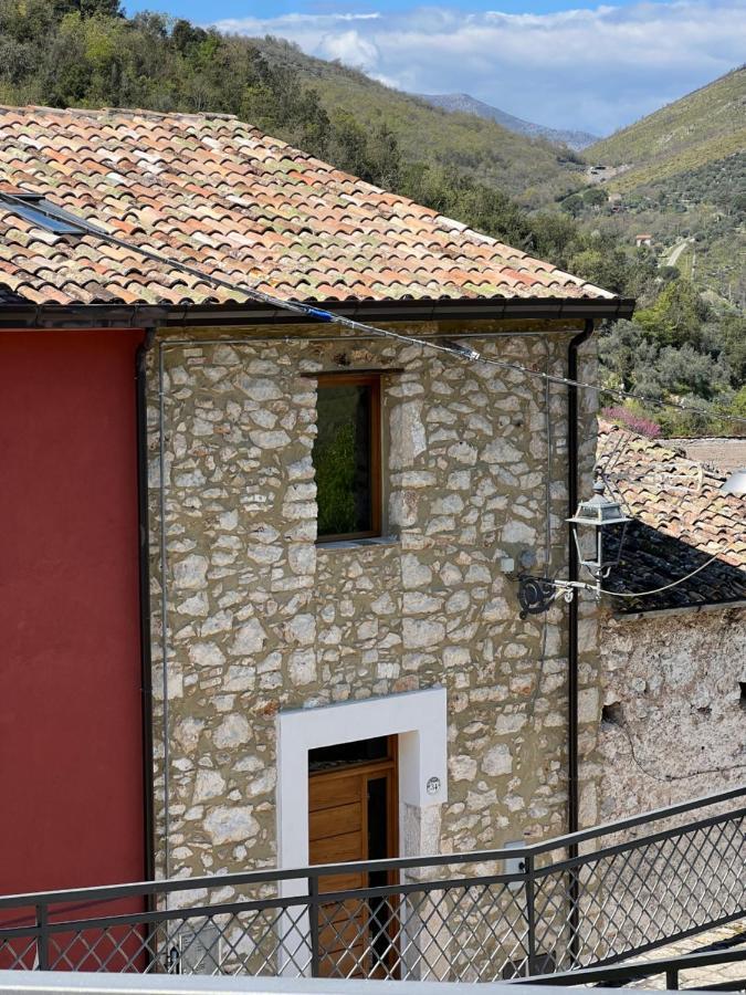 La Dimora Dell'Arco Leilighet Pico Eksteriør bilde